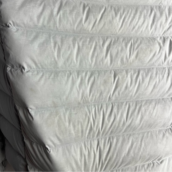 lululemon men’s navigation stretch down goose down hoodie in silver drop - Picture 11 of 14